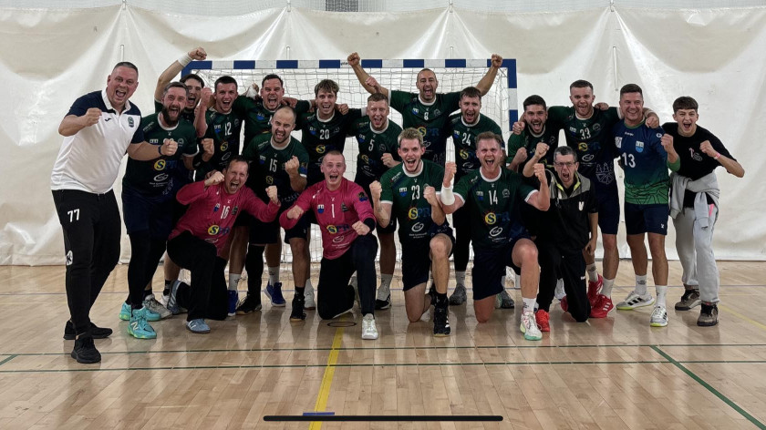 Handball Czersk w końcu wygrał w I lidze! Pokonał na wyjeździe Szczypiorniaka Olsztyn różnicą 10 bramek