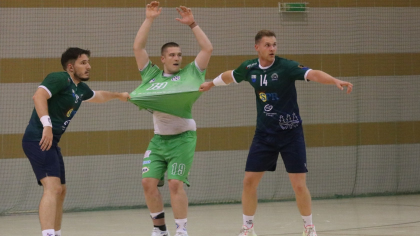 Handball Czersk nie dał rady faworytowi z Bydgoszczy. Przegrał 2331 z AZS-em UKW. Zagraliśmy po raz kolejny zbyt słabo FOTO