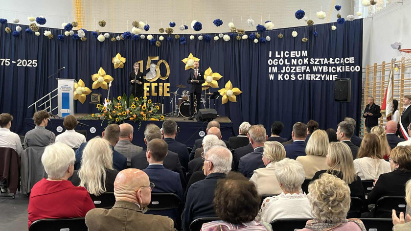 I LO w Kościerzynie świętowało wczoraj wielki jubileusz 150 - lecia istnienia 
