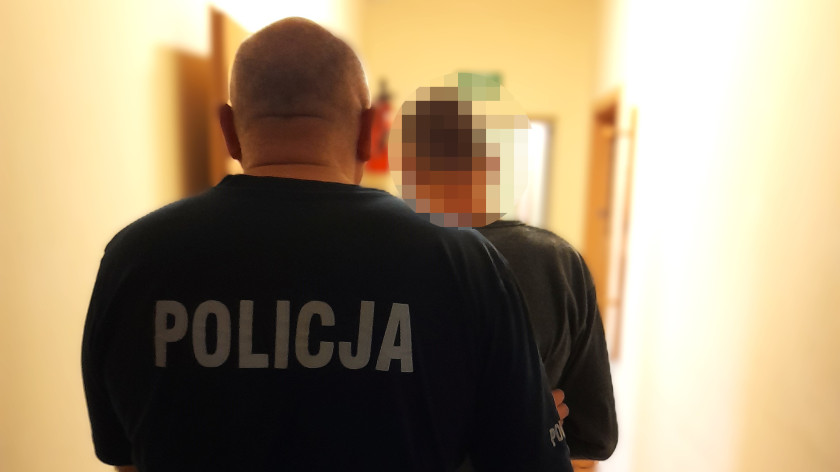 Prowadził auto pod wpływem alkoholu i bez uprawnień. 20-letni kierowca z powiatu kościerskiego usłyszał wyrok w trybie przyspieszonym