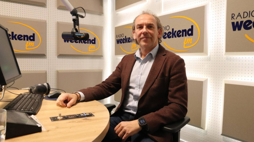 O unijnych przetargach w chojnickim szpitalu i remontach w powiatowych szkołach. Starosta chojnicki Marek Szczepański w studiu Weekend FM ROZMOWA