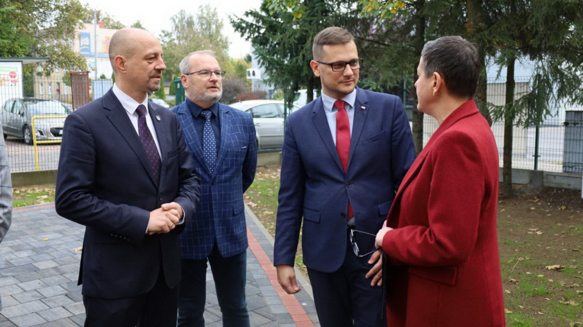 Wojewoda kujawsko - pomorski Michał Sztybel cały wtorek 7 października spędził w powiecie sępoleńskim FOTO
