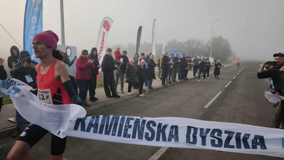 Miłosz Tomaszewski z Torunia wygrał pierwszą Kamieńską Dyszkę FOTO