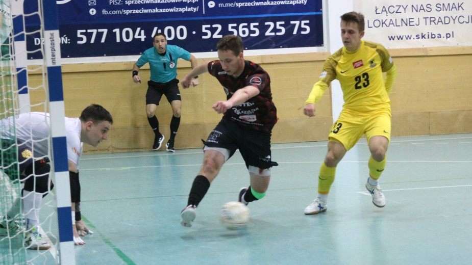 Red Devils Chojnice poza Pucharem Polski. Czerwone Diabły przegrały z ekstraklasowym Futsalem Świecie 35 FOTO