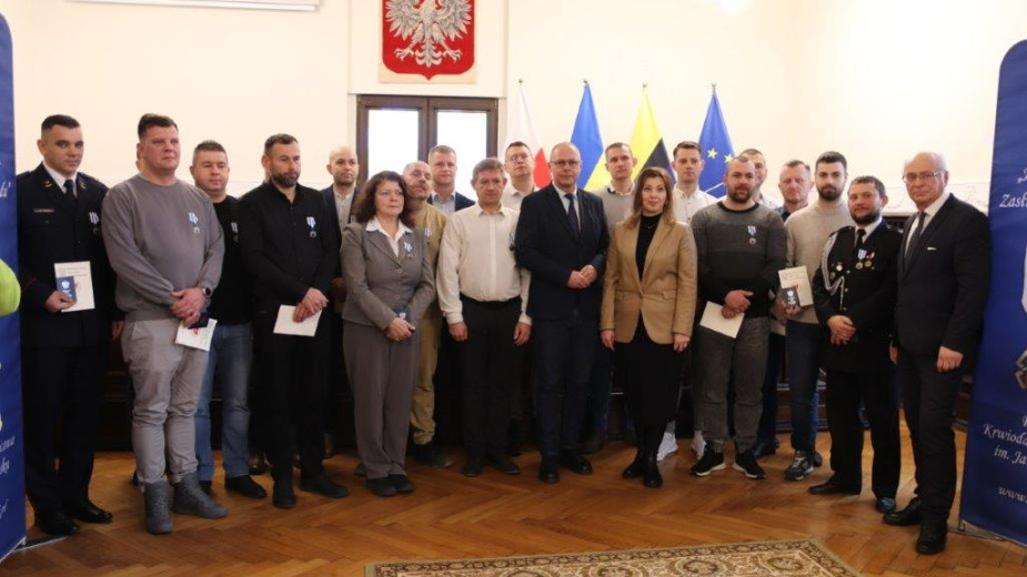 Ratowali ludzkie zdrowie i życie. Chojniccy krwiodawcy uhonorowani odznakami ministra zdrowia. Razem oddaliście ponad 570 litrów krwi