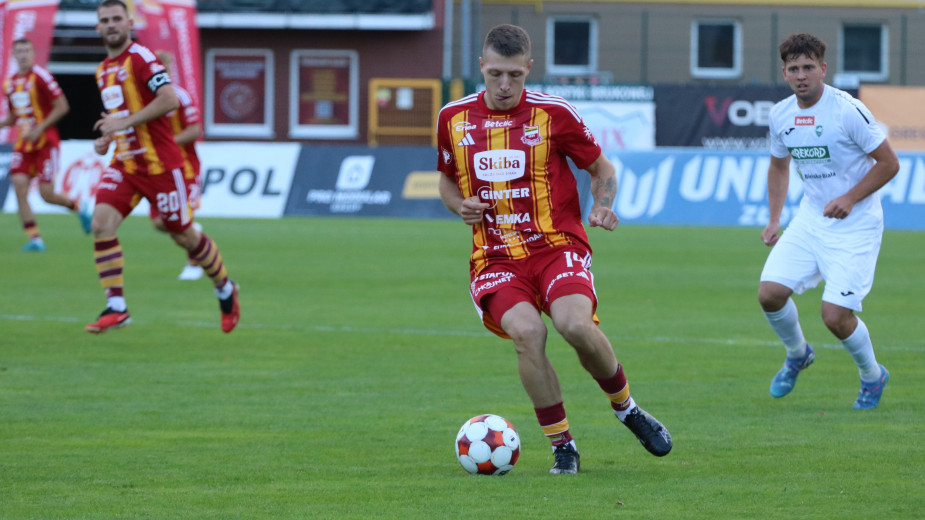 Chojniczanka osiągnie dziś 16.11 półmetek sezonu w II lidze. Zagra na wyjeździe z Rekordem Bielsko-Biała