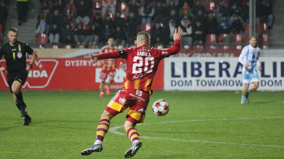 Chojniczanka podejmie sensacyjnego lidera II ligi. Dziś 7.11 mecz z Unią Skierniewice