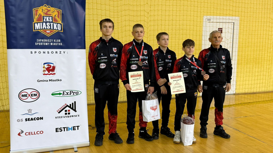 Dwa medale ZKS-u Miastko na Mistrzostwach Polski Młodzików w Zapasach w stylu klasycznym