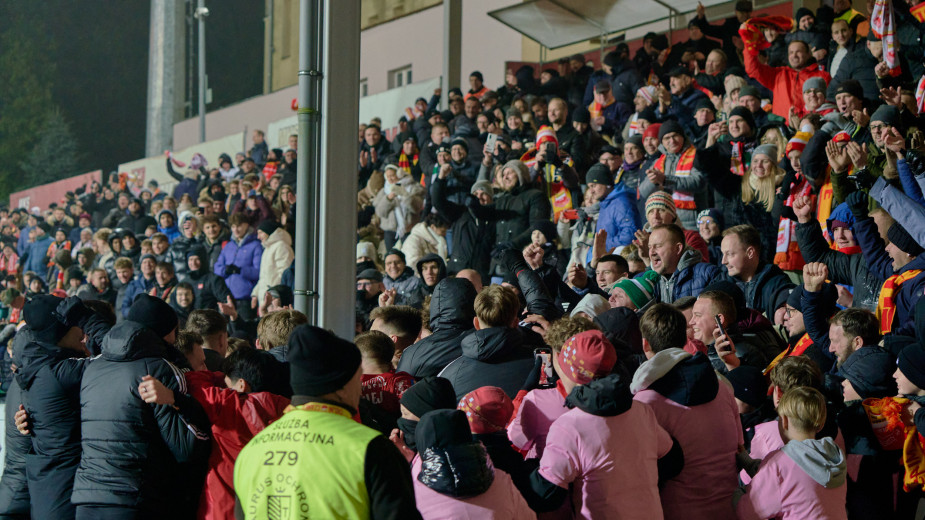 Niech żałują ci, którzy nie przyszli. Przeżyjmy to jeszcze raz. Posłuchajcie reportażu o tym, jak Chojniczanka ograła Koronę Kielce
