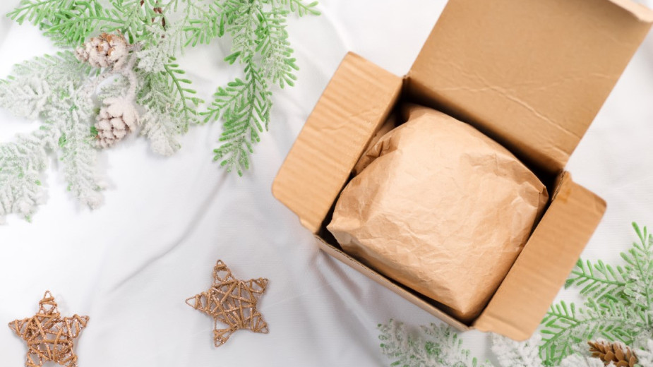 Jak przygotować paczki do wysyłek w szczycie sezonu? Kompletny poradnik przed świętami