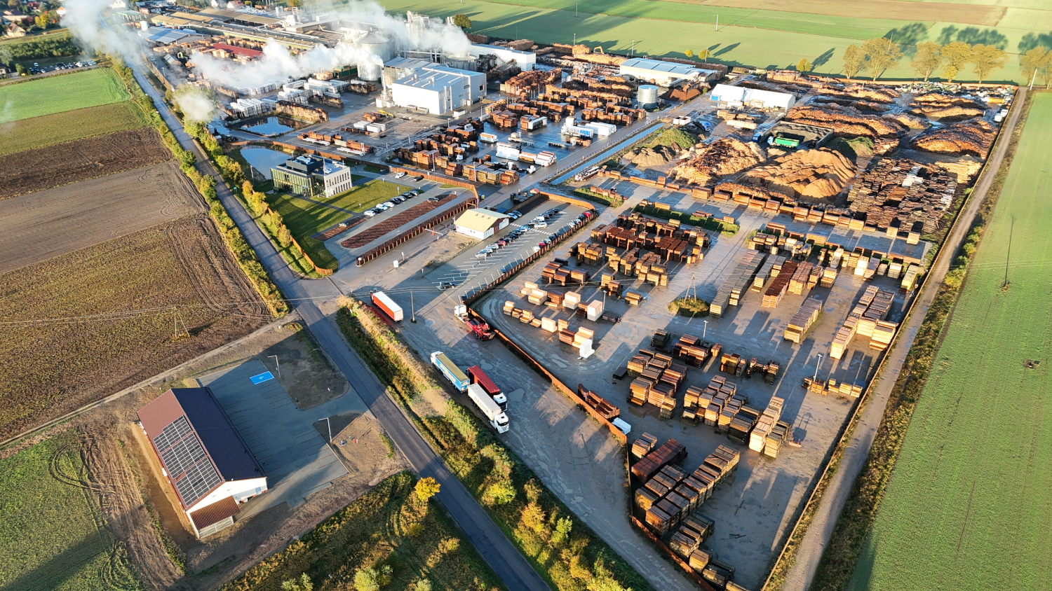 W Wielu udowodnili, jak wiele zalet ma drewno. Pionierski biurowiec przyszłości firmy Sylva oficjalnie otwarty (FOTO, RELACJA)