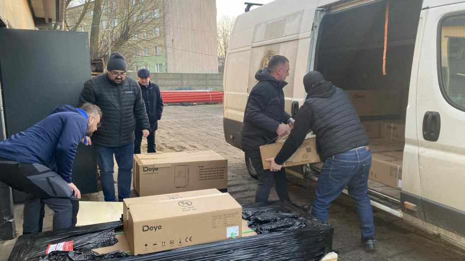 Chojnice przekazały wsparcie miastu partnerskiemu w Ukrainie. To kompletny zestaw do magazynowania energii