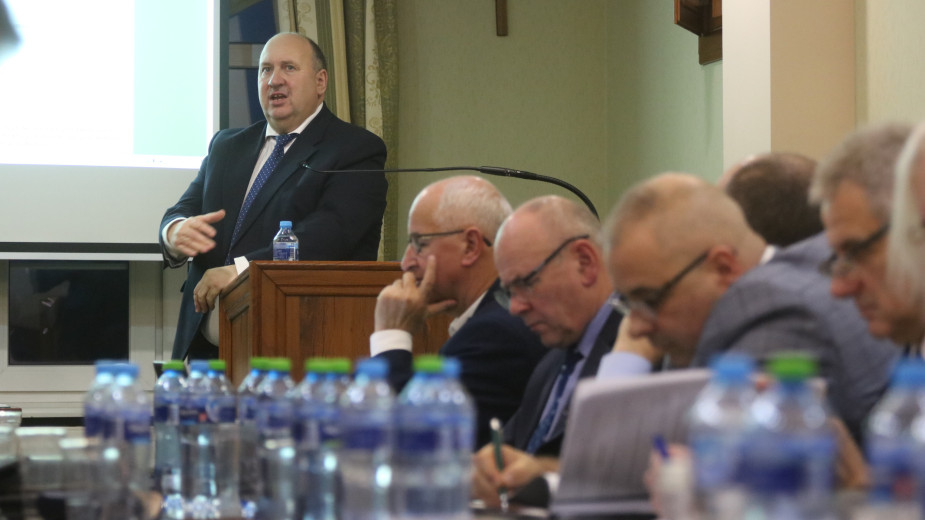 Gmina Czarne dalej się zadłuża. Pomimo cięć, ma budżet z deficytem i kolejnym kredytem