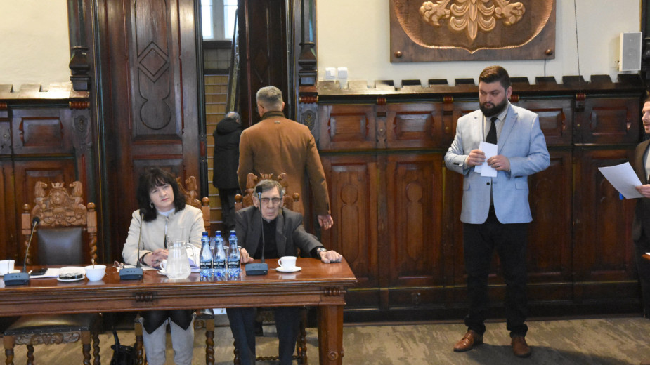 Opozycja planuje zaskarżenie uchwały o wyborze przewodniczącego Rady Miejskiej w Chojnicach. Przez brak dyskusji