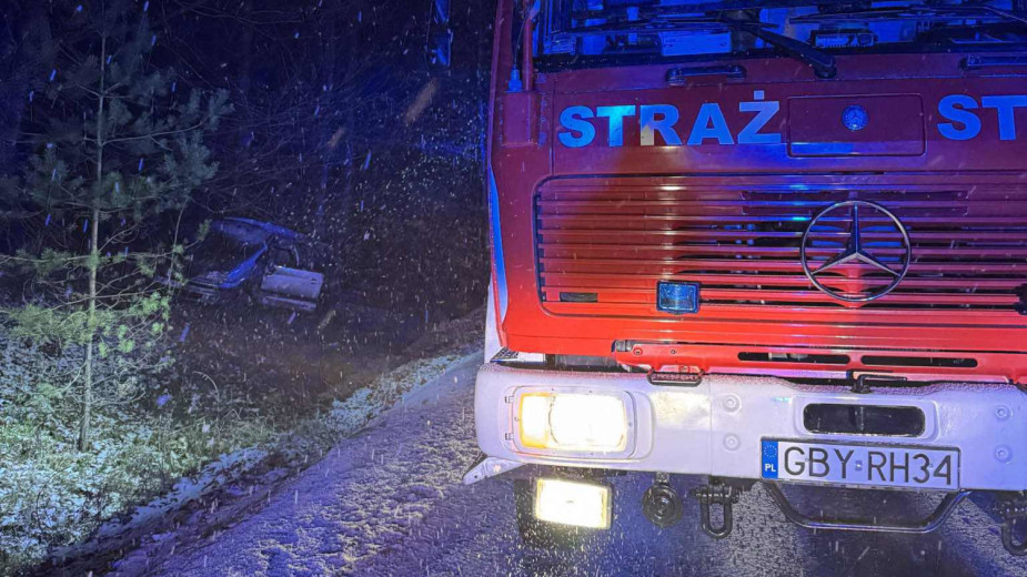 20-latka ranna po dachowaniu na trasie Soszyca-Jasień w powiecie bytowskim. Policja prosi o ostrożność