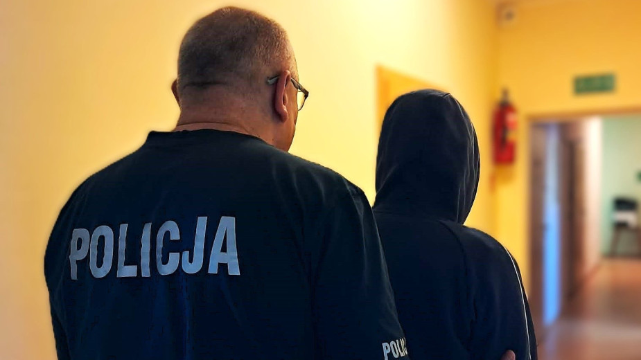 Policja z Liniewa zatrzymała dwóch mężczyzn z narkotykami. 20-letni kierowca auta miał przy sobie kilkadziesiąt porcji mefedronu