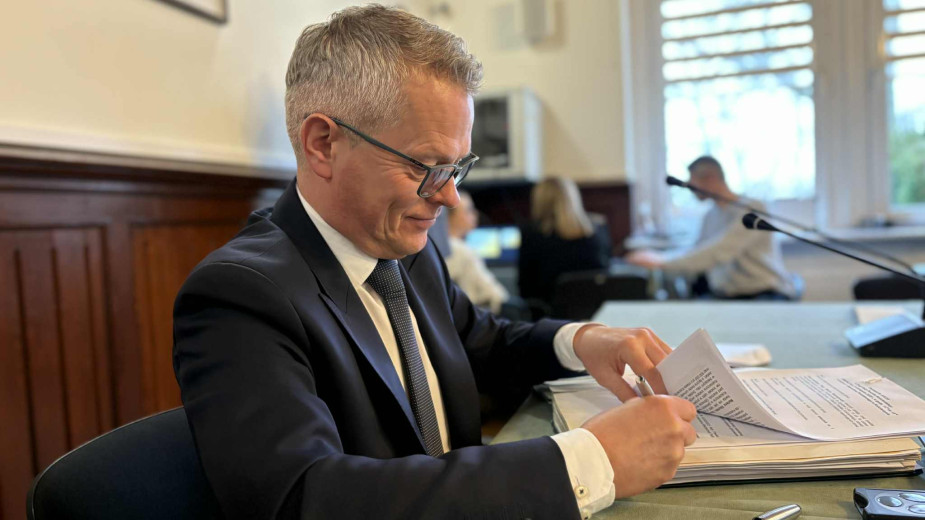 Kolejna dotacja i kolejne pytania wokół przewodniczącego Rady Powiatu Kościerskiego Marcina Modrzejewskiego