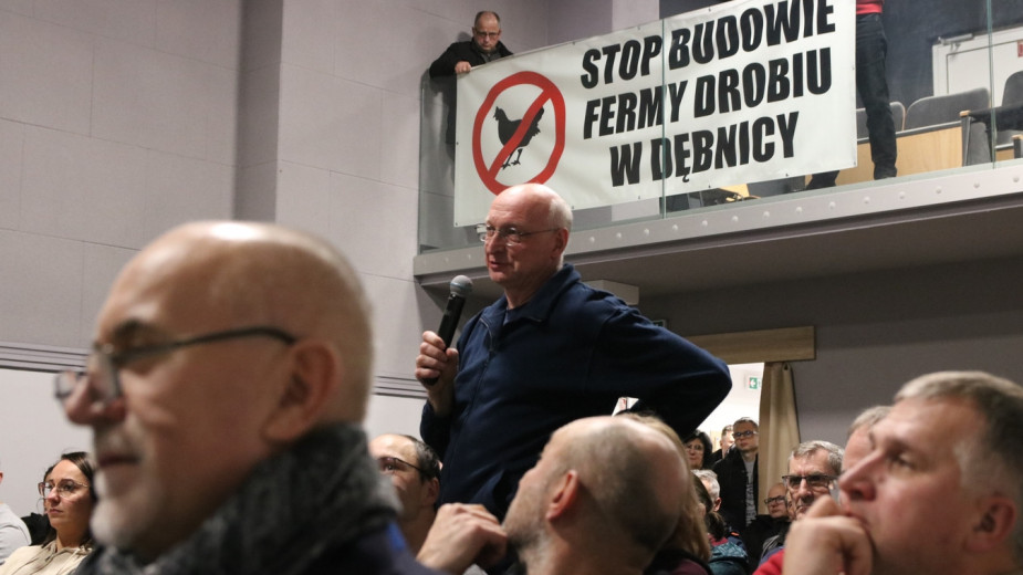 Nie ma kompromisu po spotkaniu w sprawie planowanej fermy kur niosek w Dębnicy pod Człuchowem REPORTAŻ, FOTO