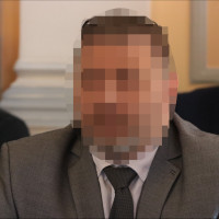   | Podejrzany o kradzież policjant i radny z Człuchowa odmawia komentarza. Ruszyła procedura wydalenia go ze służby
