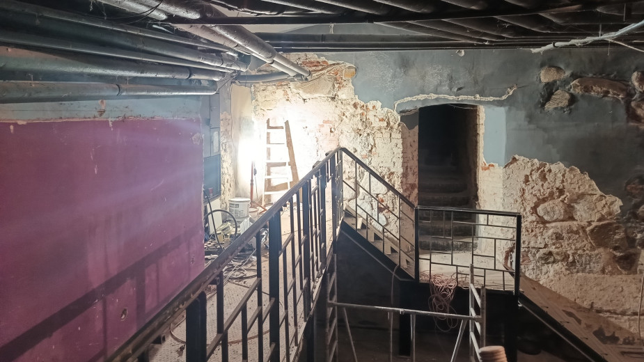 Jeszcze w tym roku podziemia bytowskiego zamku mają odzyskać dawną świetność. Ruszyła modernizacja piwnic w zabytkowym obiekcie FOTO