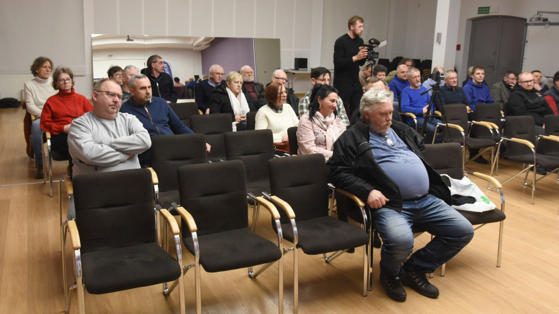 W Chojnicach zawiązało się koło Konfederacji Korony Polskiej. Przewodniczącym został Jacek Oberland
