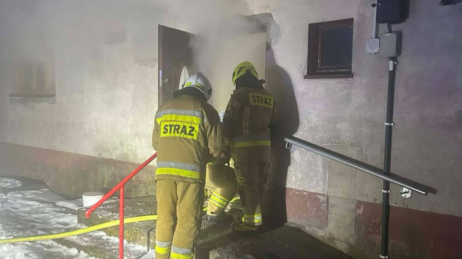 Tragiczny pożar w budynku wielorodzinnym, w miejscowości Góra, w gminie Stara Kiszewa. Nie żyje mężczyzna