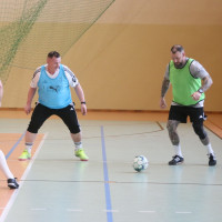  Sportowy Weekend nr 324 | "Nie spodziewałem się, że będzie aż tak fajnie". Posłuchajcie o Walking Futbol Charzykowy, czyli klubie dla tych, co kiedyś za piłką biegali, a teraz chodzą (FOTO)