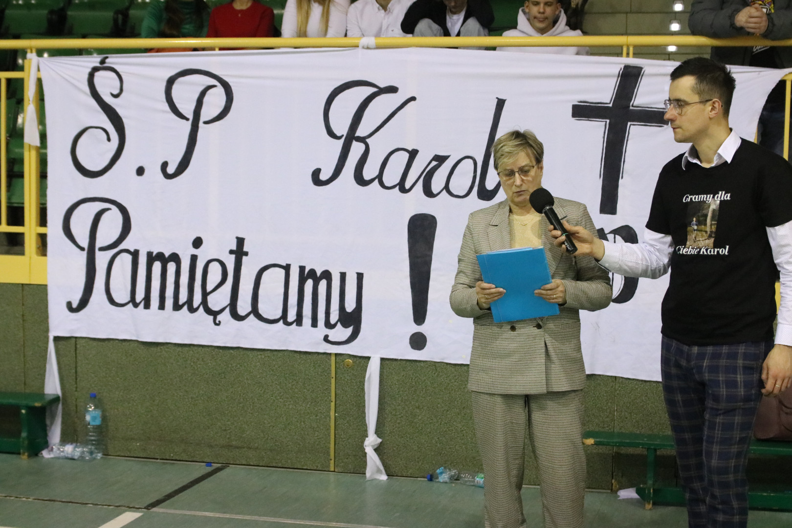 Jaki był Karol Ćwikliński, patron chojnickiego turnieju? Mama i przyjaciele wspominają chłopaka, który kochał piłkę nożną. "Memoriał to element terapii"