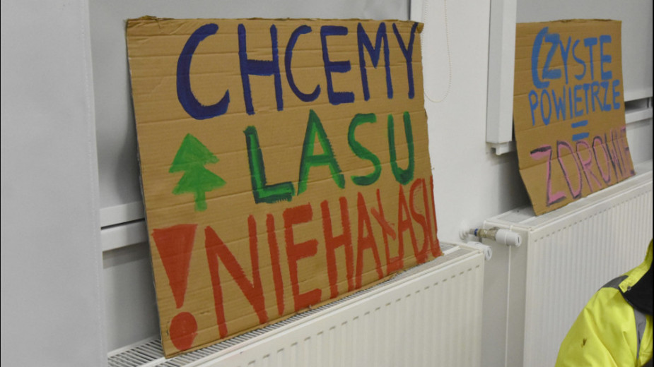 W środę 25.02 protest przeciwko ewentualnej rozbudowie tartaku w Rytlu. Pikieta przed czerskim ratuszem