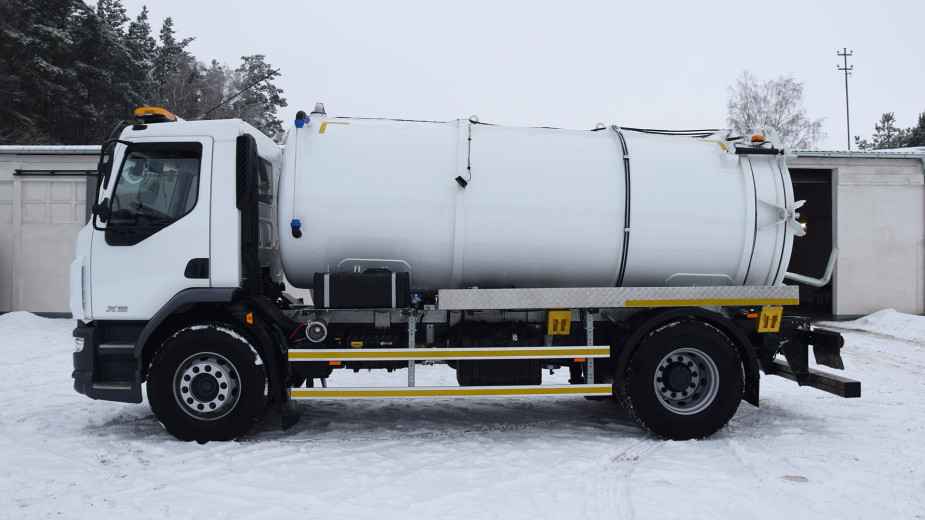 Gmina Rzeczenica ma nowy wóz asenizacyjny. Kosztował blisko 750 tys. złotych