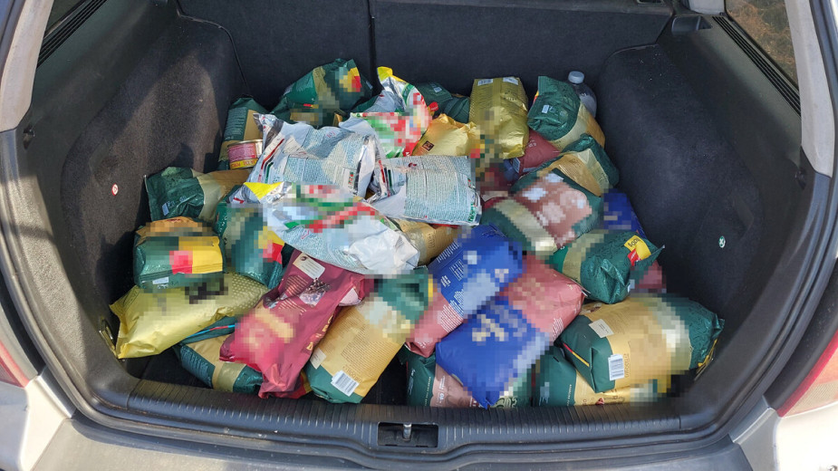 Sępoleńscy policjanci zatrzymali trzech sprawców kradzieży w sklepach na terenie powiatów sępoleńskiego i chojnickiego FOTO