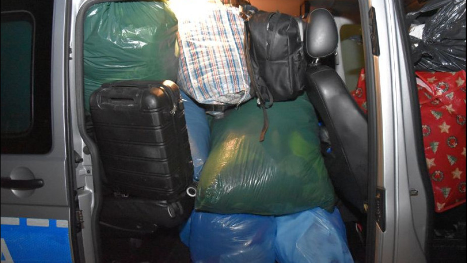 Trzy siostry z gminy Człuchów odpowiedzą za kradzież setek ubrań za kilkadziesiąt tysięcy złotych FOTO