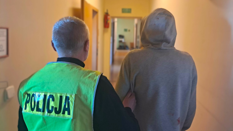 Kierowca prowadził auto pod wpływem amfetaminy i bez uprawnień. Z kolei pasażer miał przy sobie blisko 300 porcji narkotyków