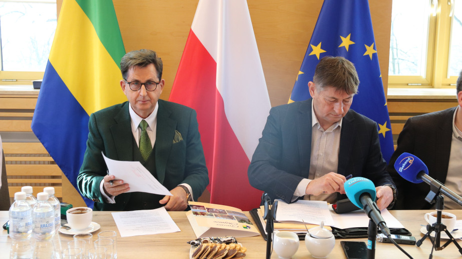 Umowa na dostawy kruszywa dla gminy Chojnice podpisana. W tym roku, po trudnej zimie, to kruszywo szczególnie się przyda