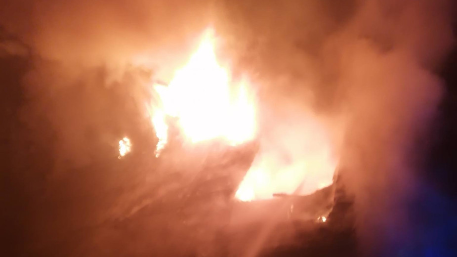 Na około 80 tys. zł oszacowano straty po pożarze całorocznego budynku letniskowego w miejscowości Gostomko