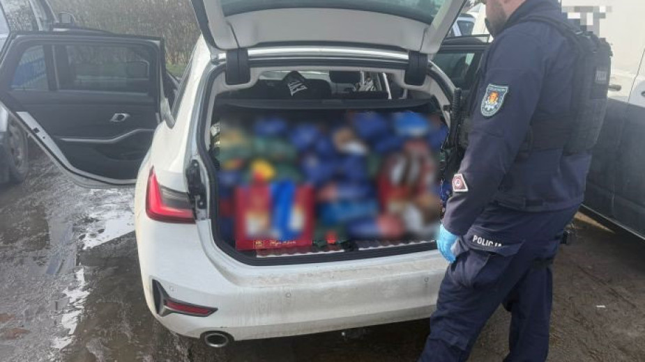 Człuchowscy policjanci zatrzymali dwóch mężczyzn, którzy kradli kawę w sklepach w całym regionie