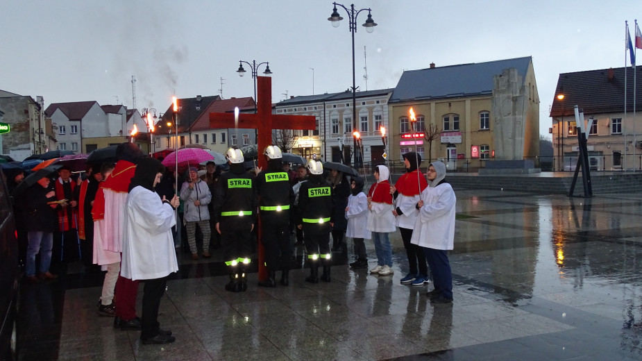 Ulicami Sępólna Krajeńskiego przejdzie dziś 27.03 droga krzyżowa