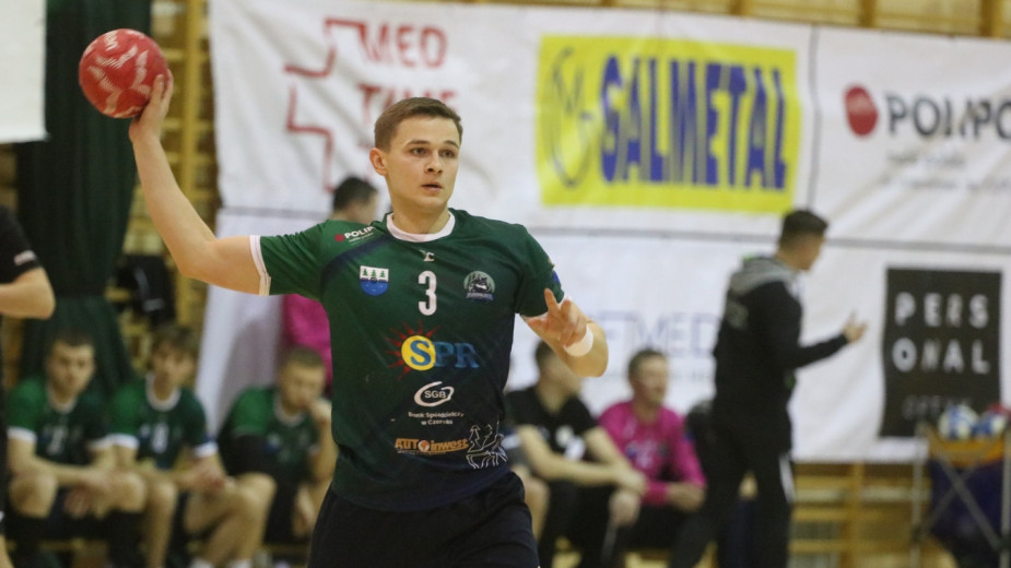 Handball Czersk nie dał rady w Bydgoszczy. Przegrał 11 bramkami z AZS-em UKW 