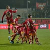 | Chojniczanka walczy o historyczny awans do półfinału Pucharu Polski. Przeszkodą w ćwierćfinale jest Zawisza Bydgoszcz