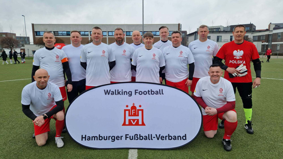 Trzy zwycięstwa i jeden remis. Walking Futbol Charzykowy wygrał w Hamburgu Turniej Trzech Narodów. Ogromne gratulacje dla naszych mistrzów