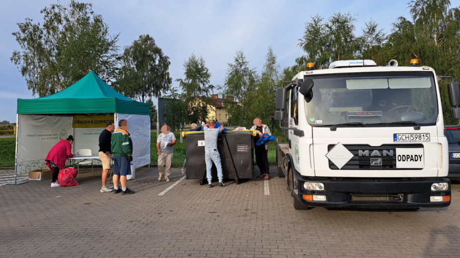 Jutro i w sobotę 13-14.03 kolejna mobilna zbiórka tekstyliów w Chojnicach. Kontenery staną w Parku Tysiąclecia
