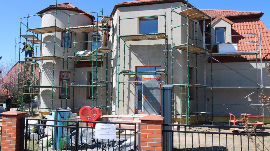 Trwa modernizacja Gminnego Ośrodka Kultury w Kołczygłowach. Prace mają się zakończyć jeszcze w tym roku