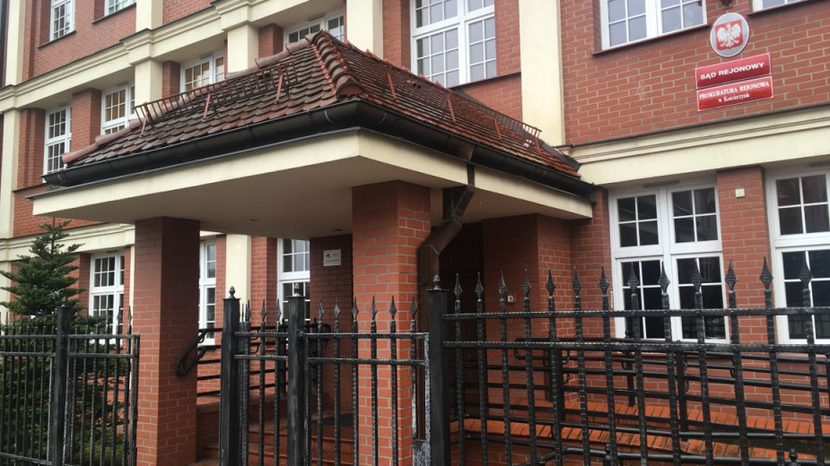 Skazany za znęcanie się nad psem były senator z Kaszub Waldemar Bonkowski nie będzie pracował społecznie. Biegi orzekli, że stan zdrowia skazanego jest tak zły, iż jest on trwale niezdolny do podjęcia pracy