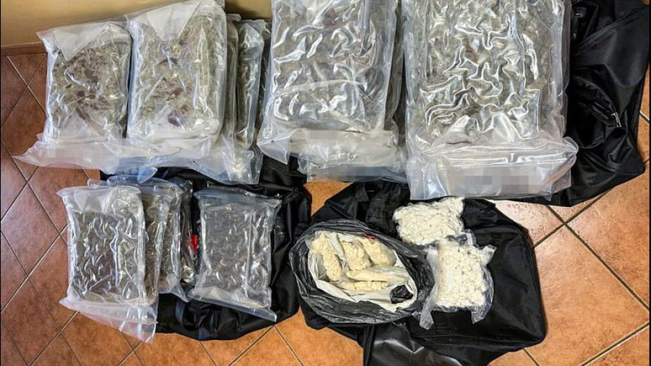 Ponad 30 kilogramów narkotyków zgromadzili mieszkańcy Chojnic. Dwie osoby trafiły do aresztu WIDEO