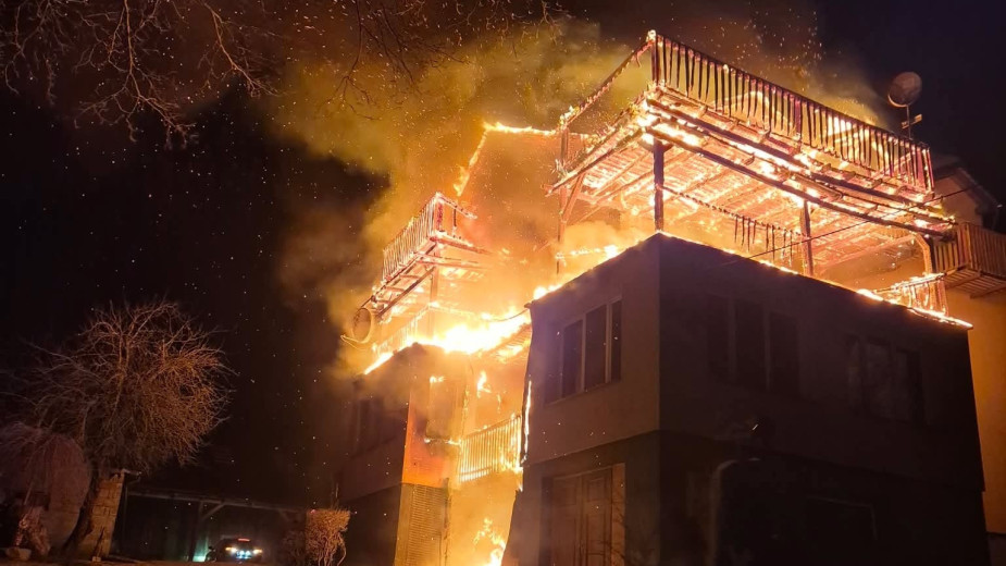 Pożar budynku mieszkalnego w Rekownicy, w gminie Nowa Karczma. Straty wstępnie oszacowano na około 1 mln złotych