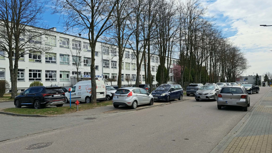 Są pomysły na usprawnienie ruchu przy Szkole Podstawowej nr 7 w Chojnicach. Temat analizowała komisja oznakowania