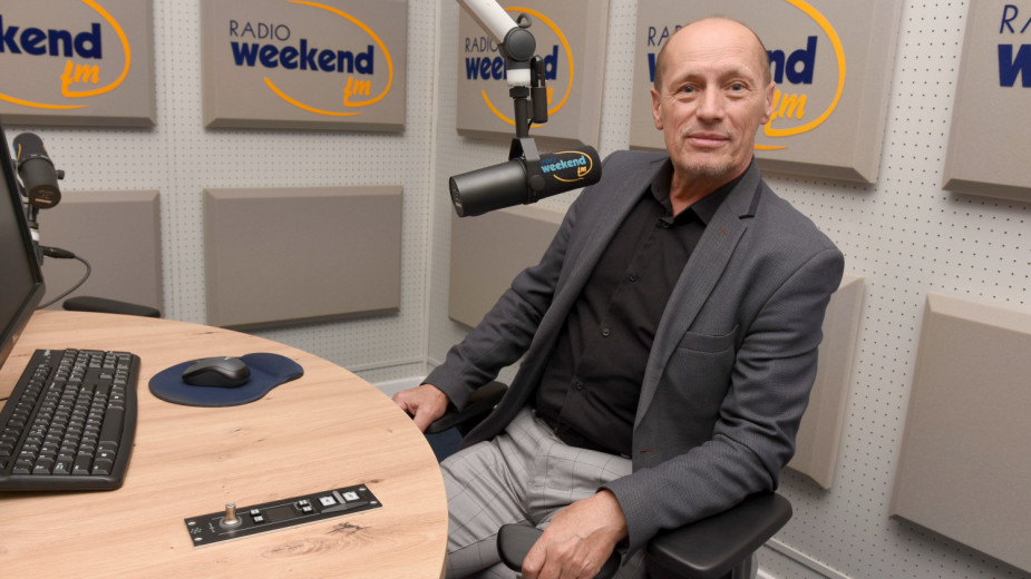 Wójt gminy Konarzyny na zakupach w godzinach pracy? Słuchacza zdziwił widok włodarza w chojnickiej galerii handlowej