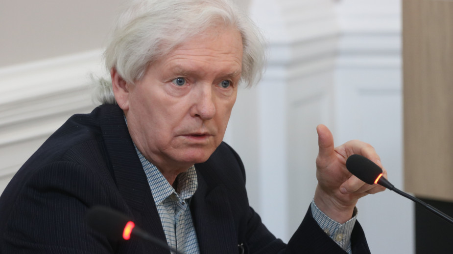 Dzięki komu w Człuchowie świeci słonko? Tym razem radni spierali się o aktywność w mediach społecznościowych