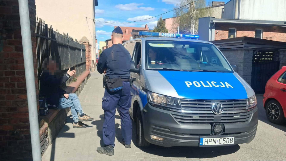 Kradzież karmy dla zwierząt podczas charytatywnej akcji w Kościerzynie. Sprawcę ujęła organizatorka