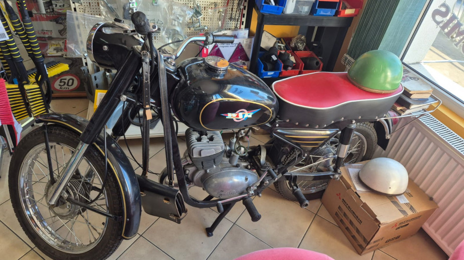 Motoweekend, odcinek 7. Wiosna! A więc czas na przygotowanie motocykla do nowego sezonu